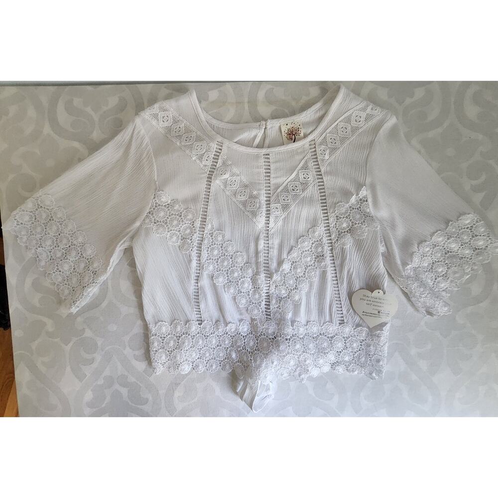 Self Esteem Boho Lace Tie Front Peasant Top XL